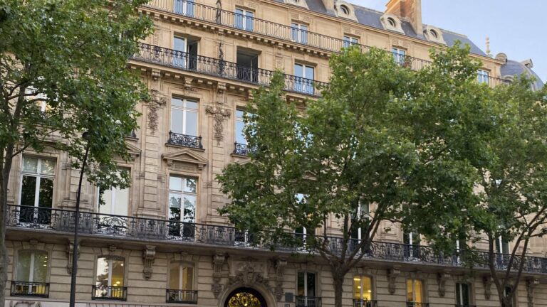 Façade haussmannienne : travaux imposés en copropriété